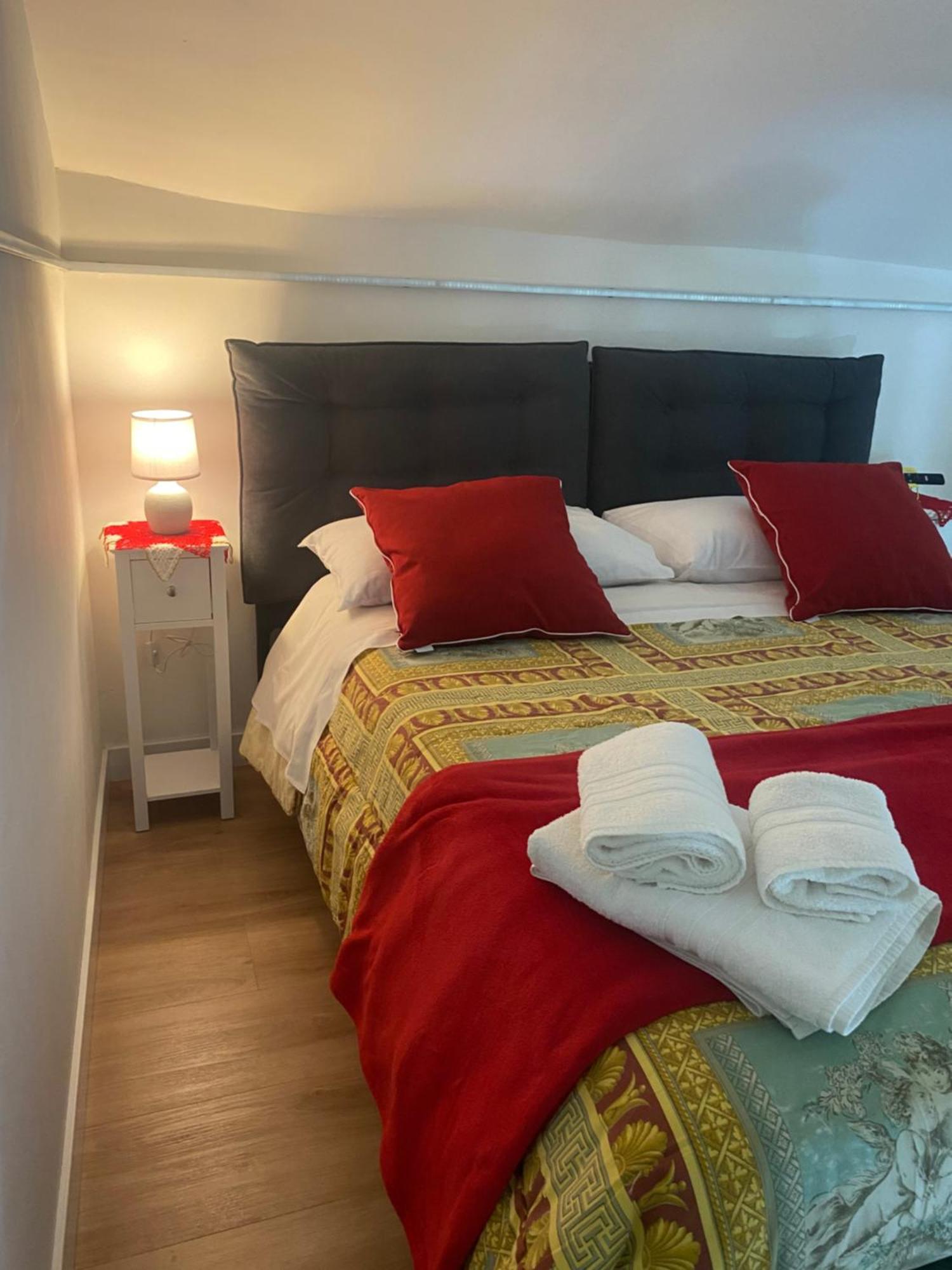 Magiuma House Apartment Naples Exterior photo